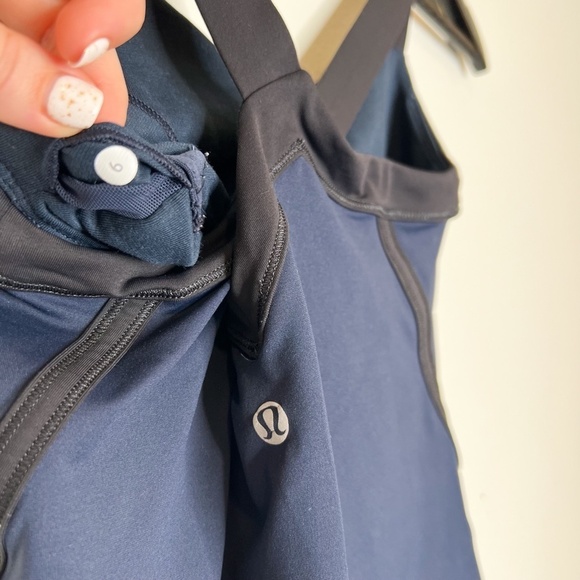 Lululemon Tank Push Your Limits Crossed Straps on the Back - Picture 5 of 6